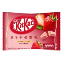 Kit Kat Fraise poche souple - 140 Gr